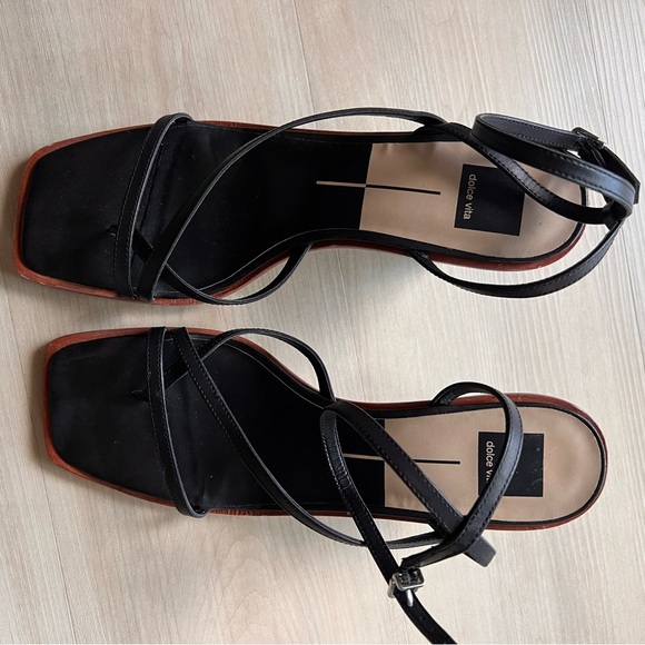 NWOT Dolce Vita Gemini Wedge - Picture 4 of 7